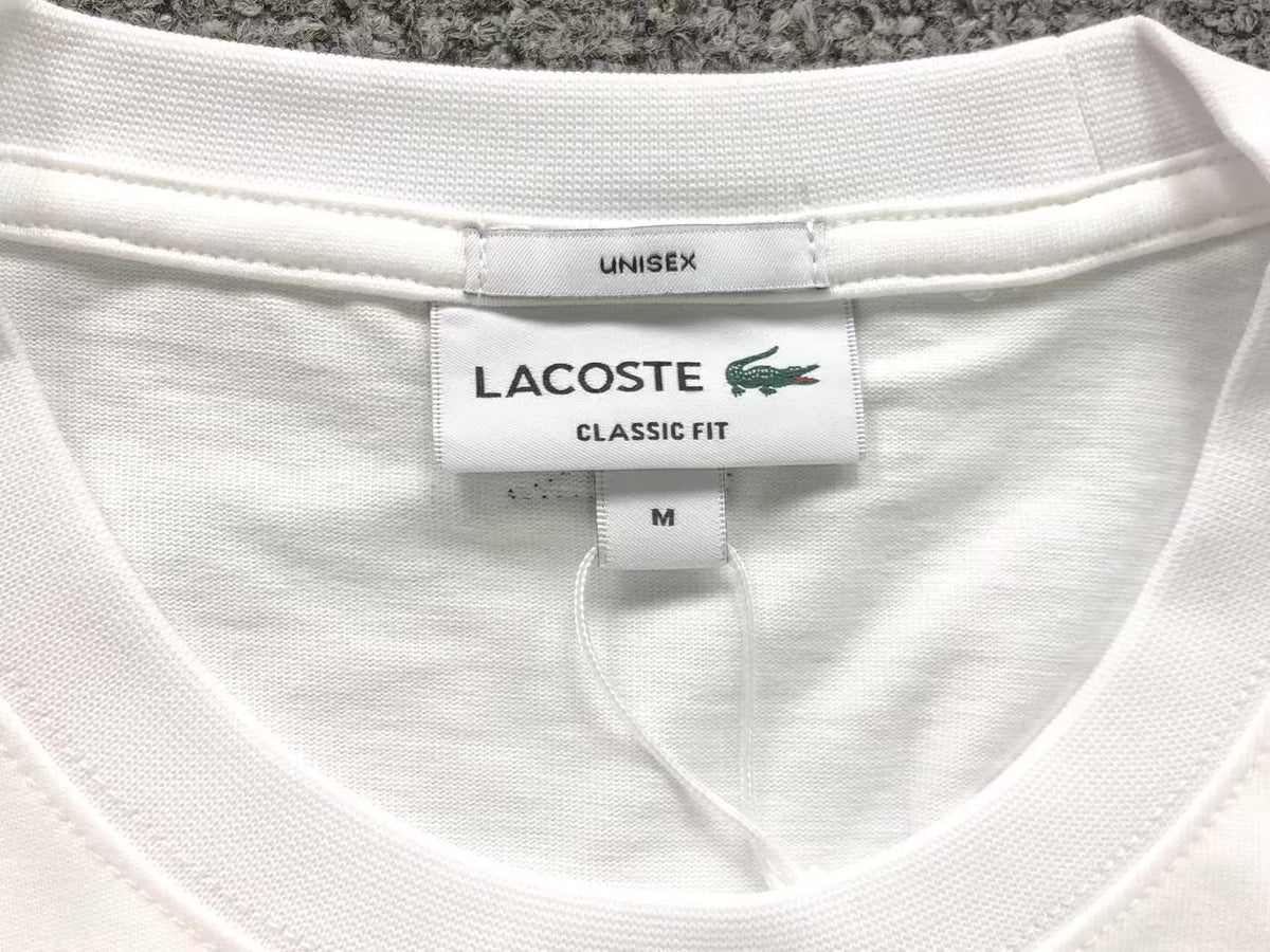 Klassisches T-Shirt
