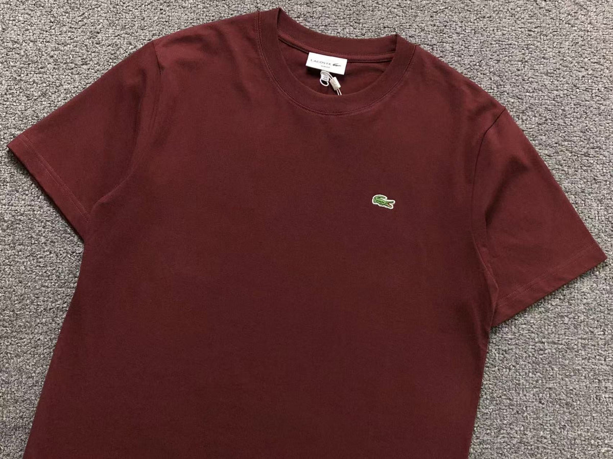 Klassisches T-Shirt