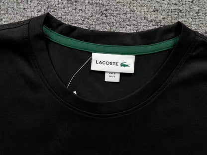 Klassisches T-Shirt