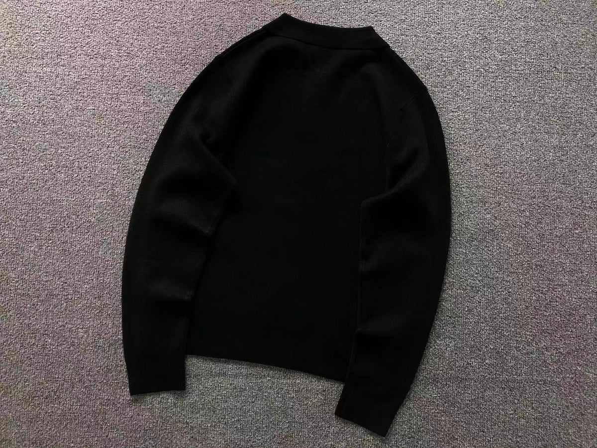 Klassischer Pullover