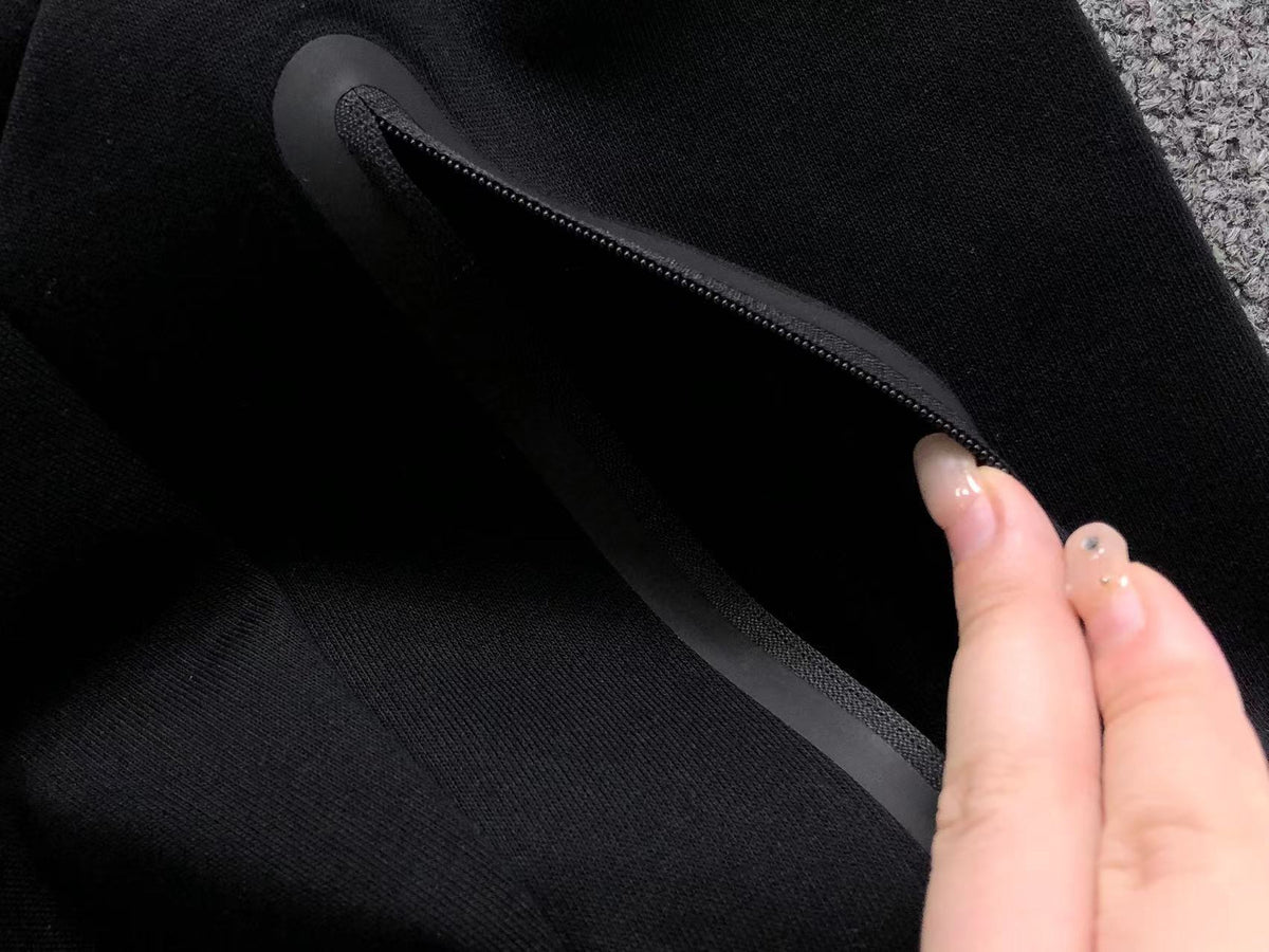N1K Kapuzenpullover