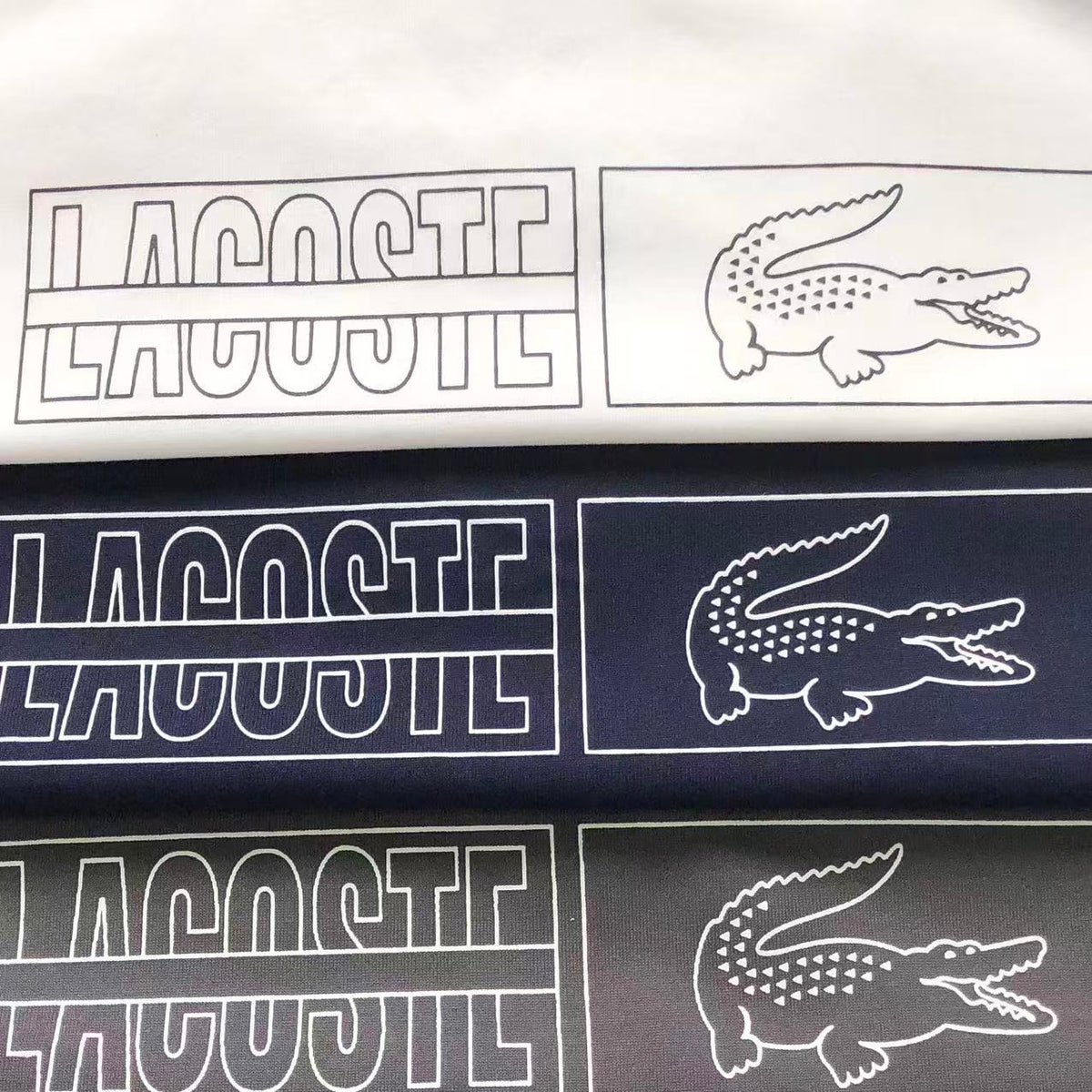 Klassisches T-Shirt