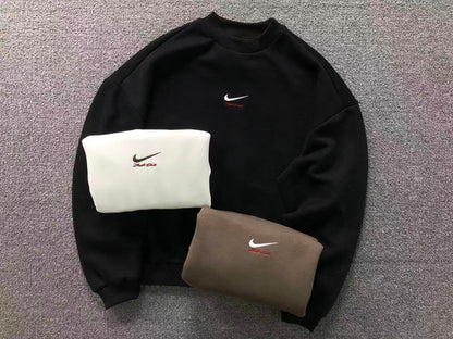 N1K Kapuzenpullover