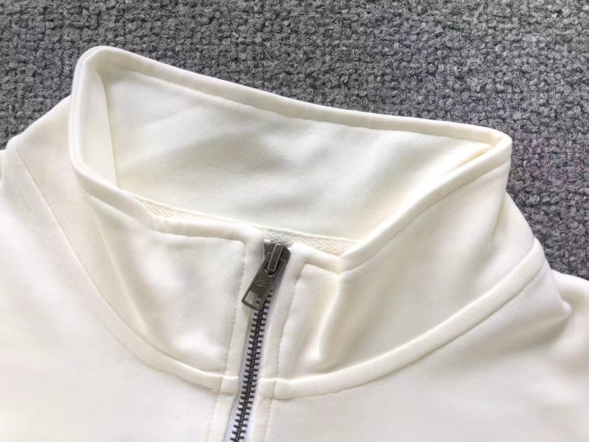 N1K Kapuzenpullover