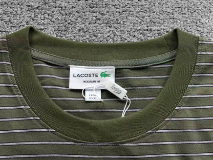 Klassisches T-Shirt
