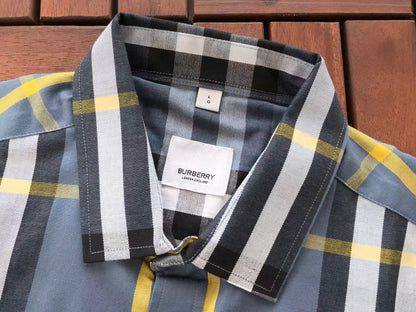 Camicia con colletto button-down