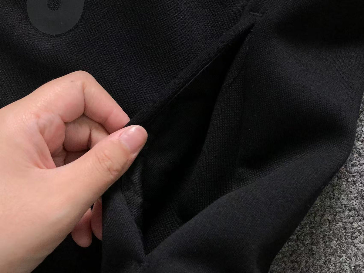 N1K Kapuzenpullover