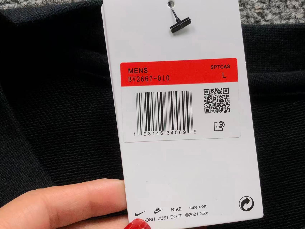 N1K Kapuzenpullover