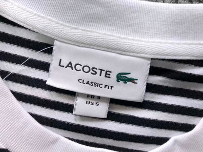 Klassisches T-Shirt
