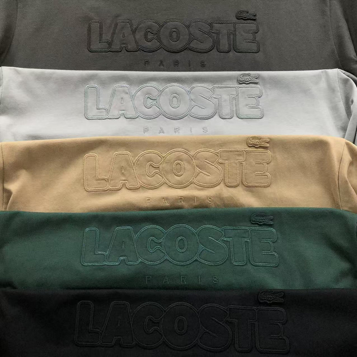 Klassisches T-Shirt