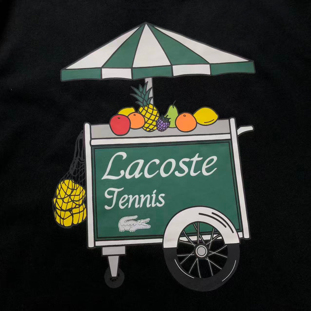 Klassisches T-Shirt