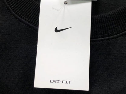 N1K Kapuzenpullover