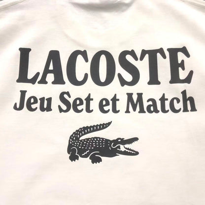 Klassisches T-Shirt