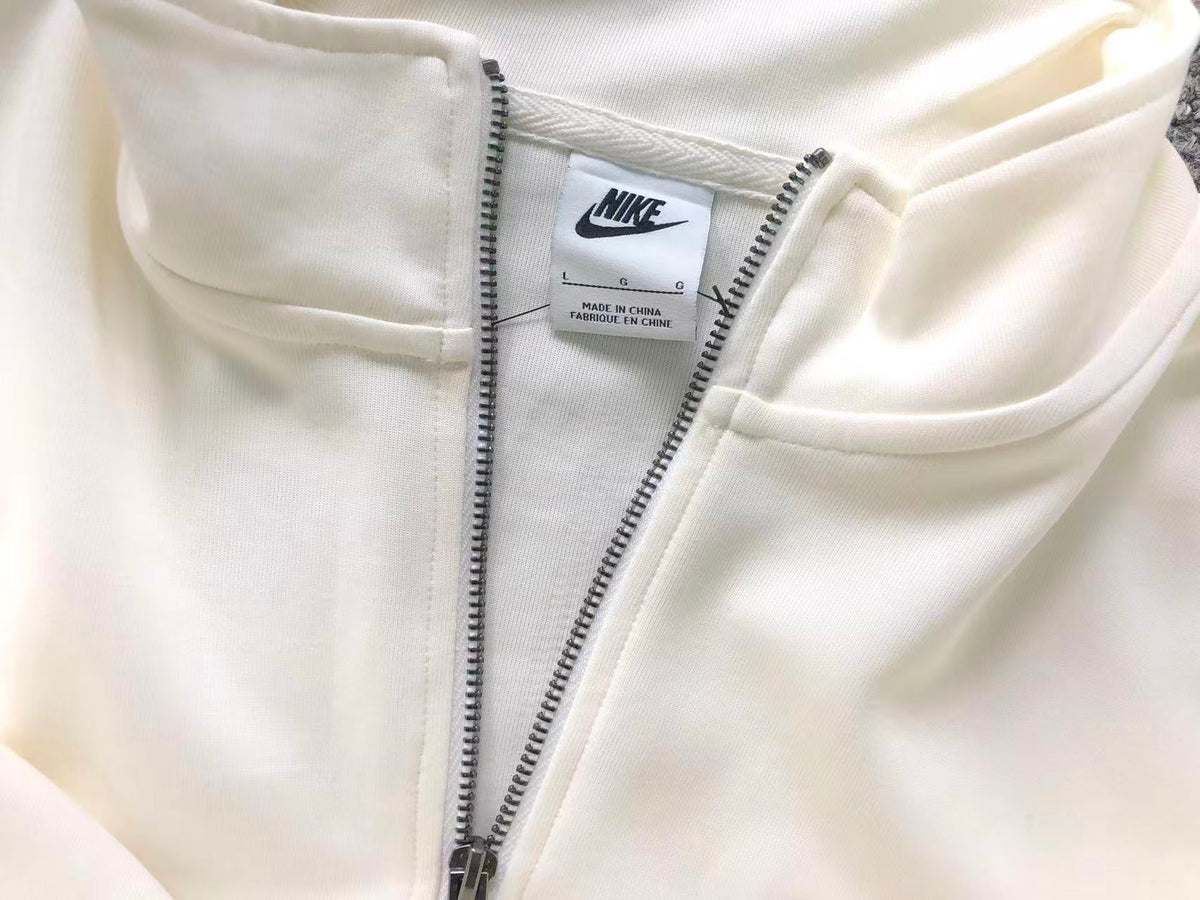 N1K Kapuzenpullover