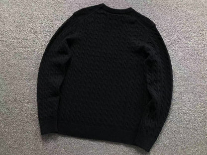 Klassischer Pullover