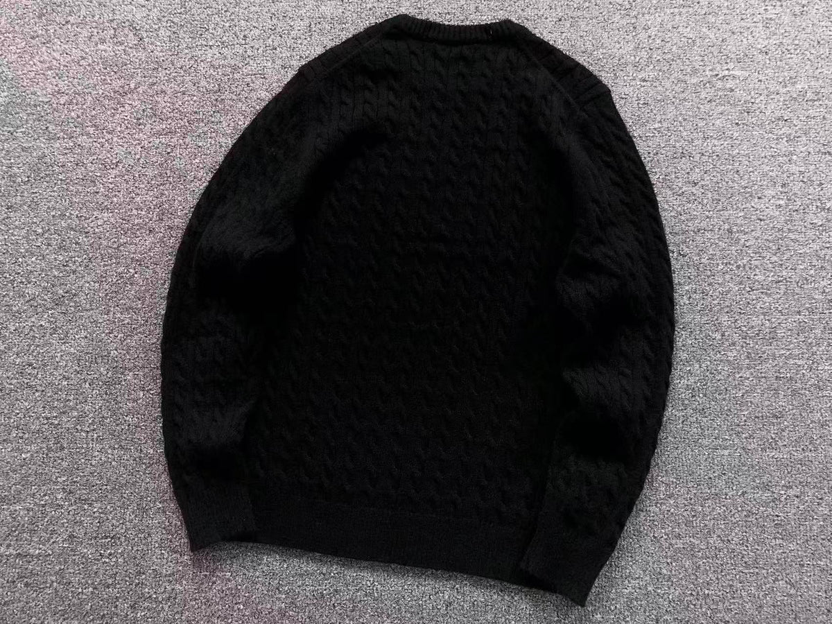 Klassischer Pullover