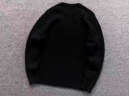Klassischer Pullover