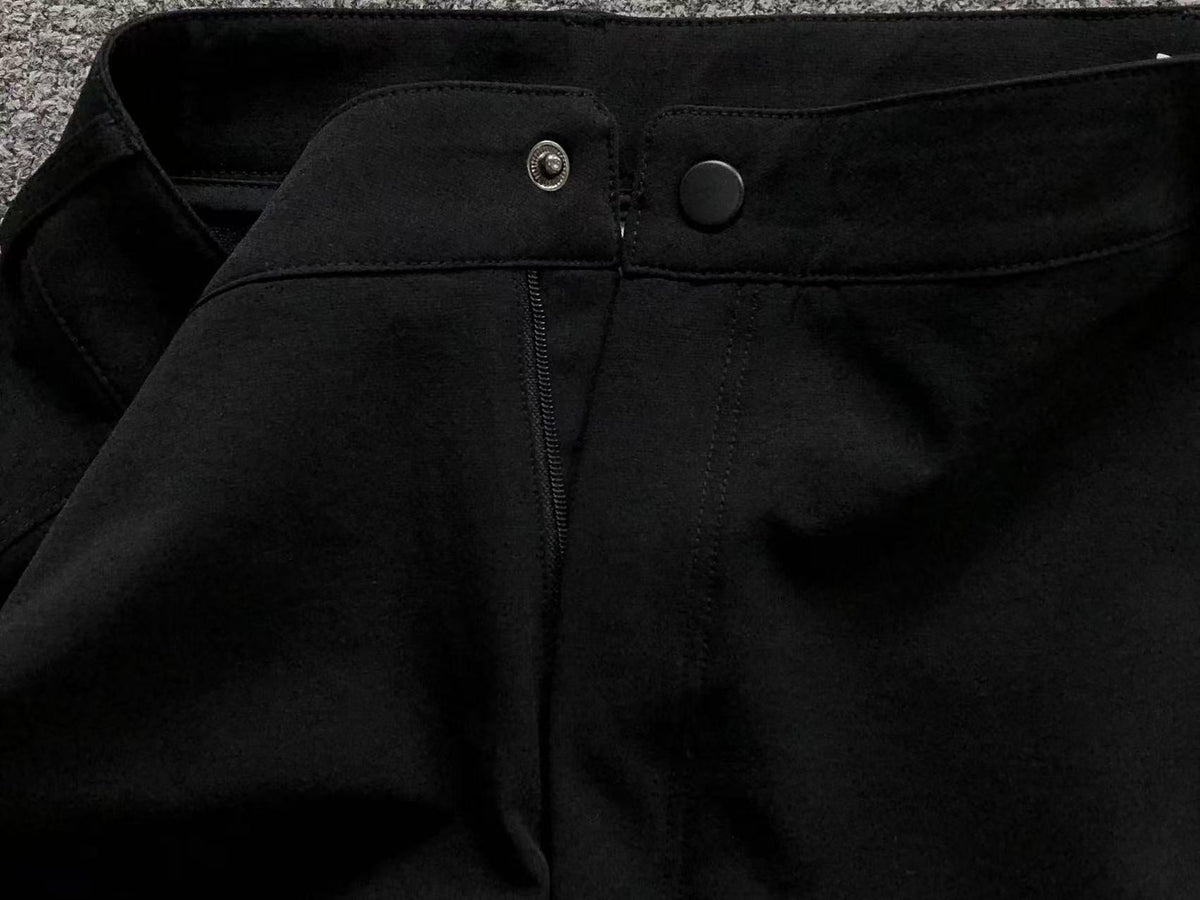Klassische Hose