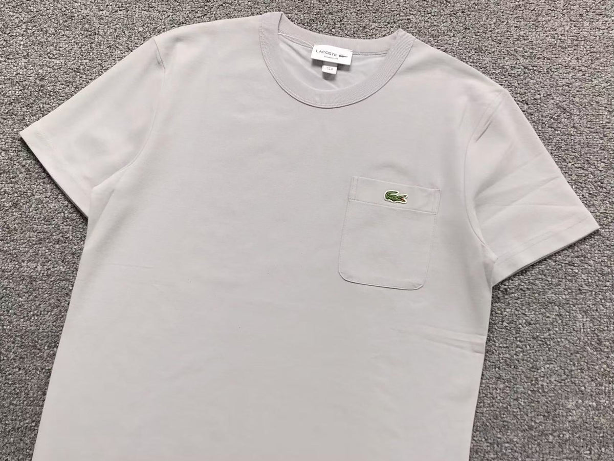 Klassisches T-Shirt