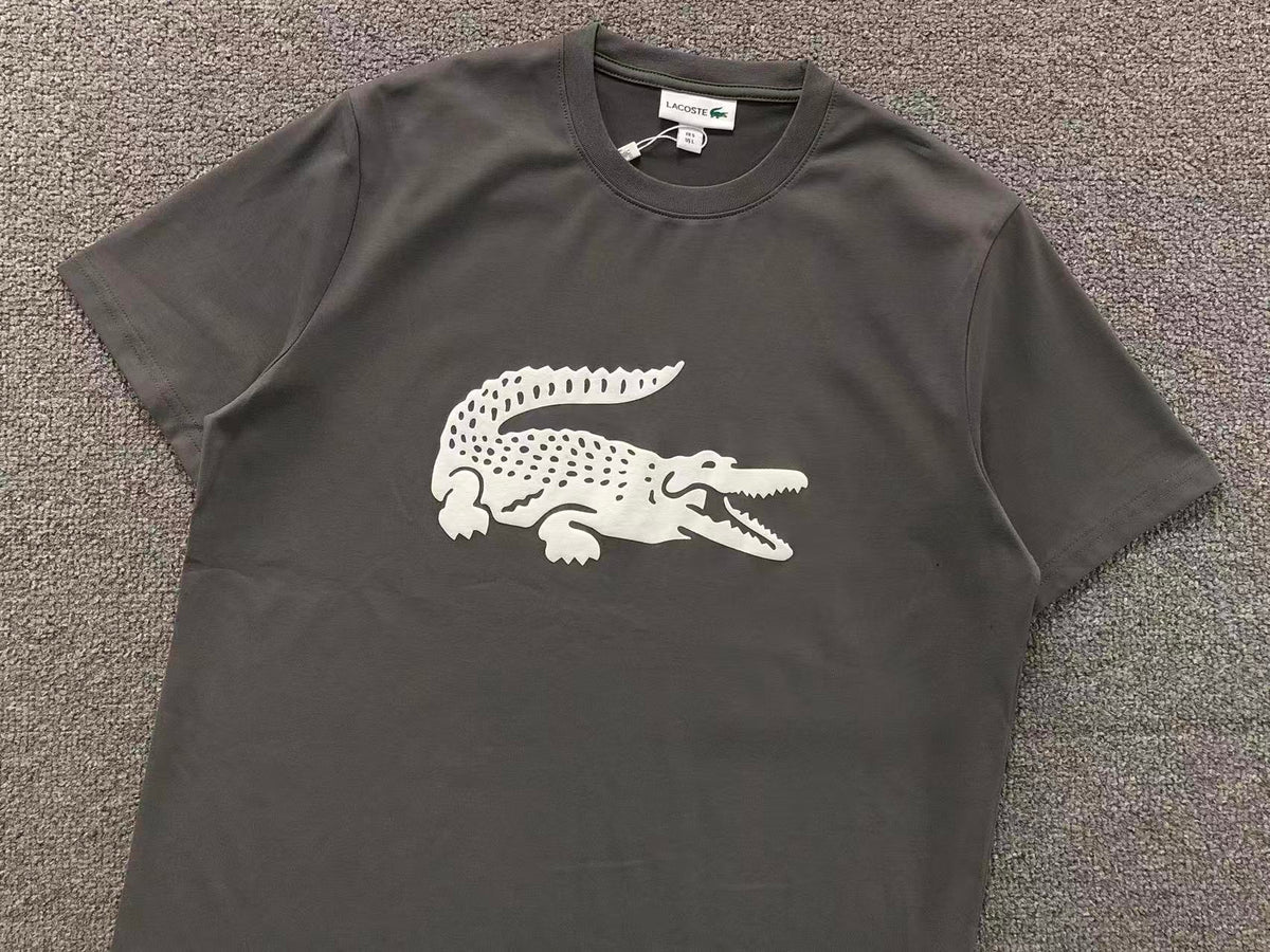 Klassisches T-Shirt