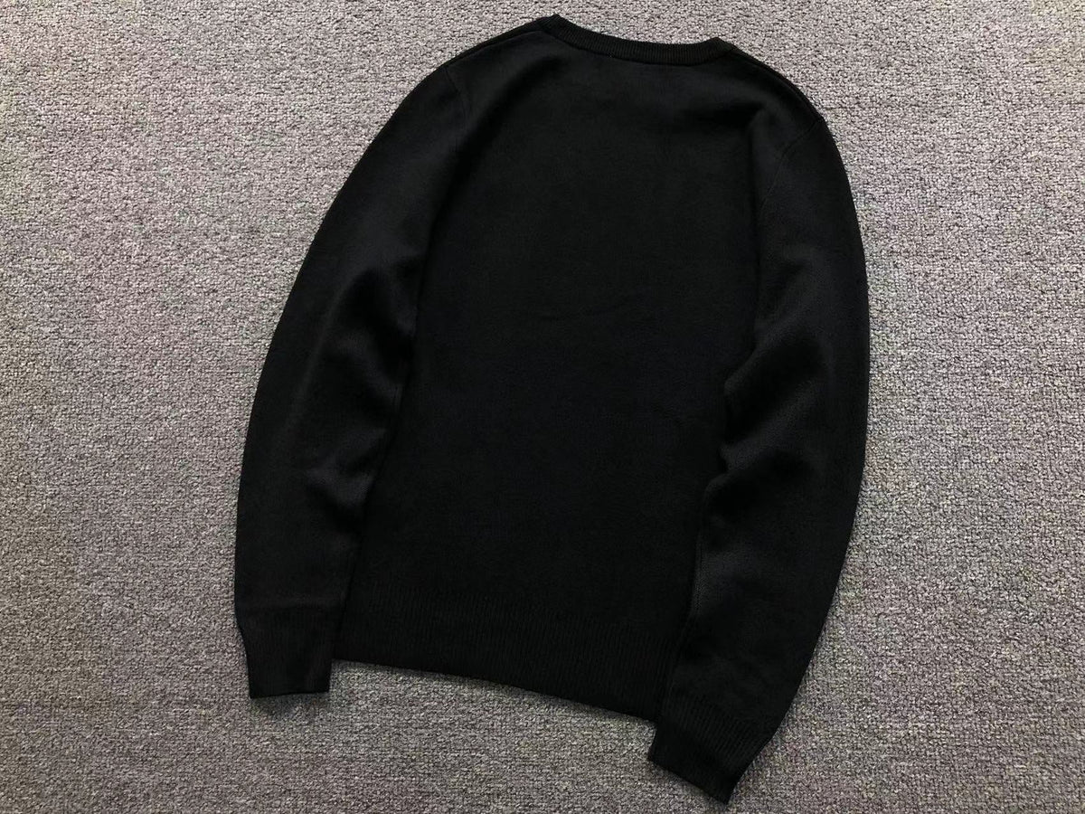 Klassischer Pullover