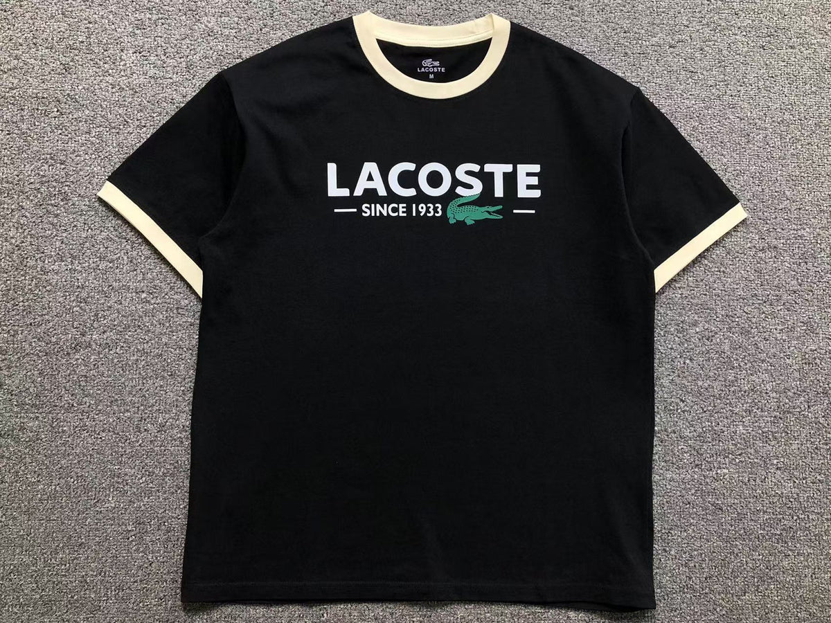 Klassisches T-Shirt