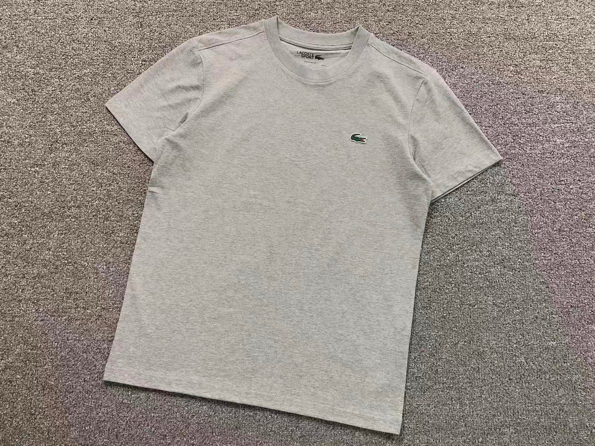 Klassisches T-Shirt