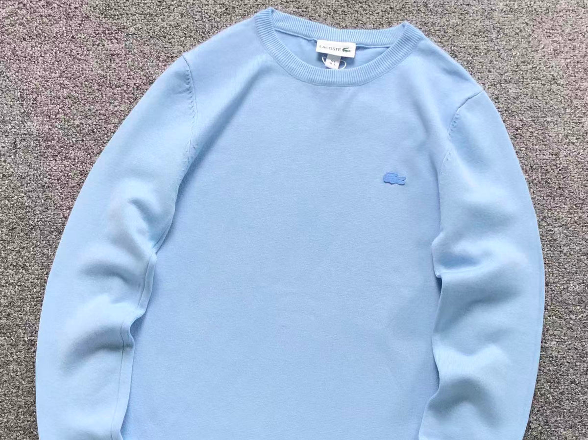 Klassischer Pullover