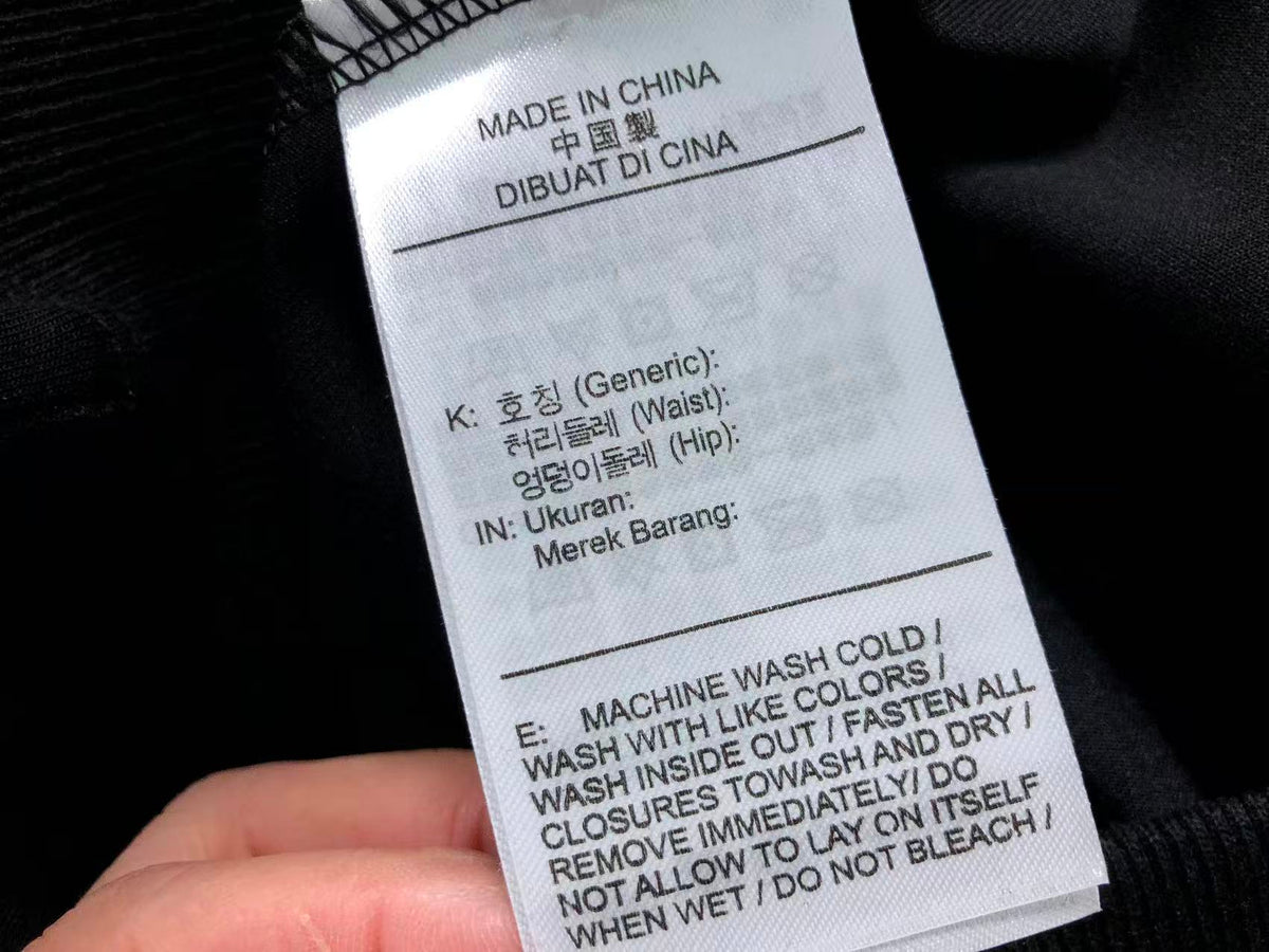 N1K Kapuzenpullover