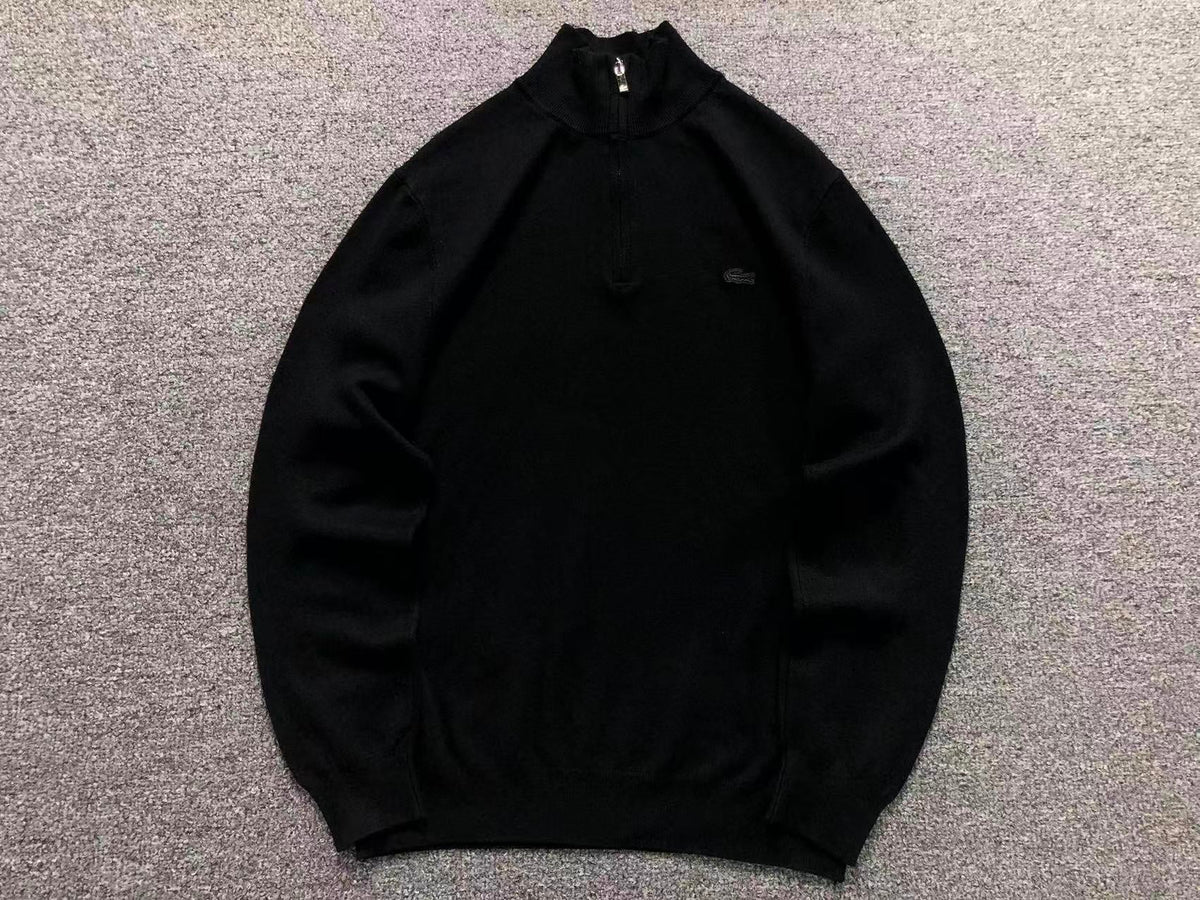 Klassischer Pullover