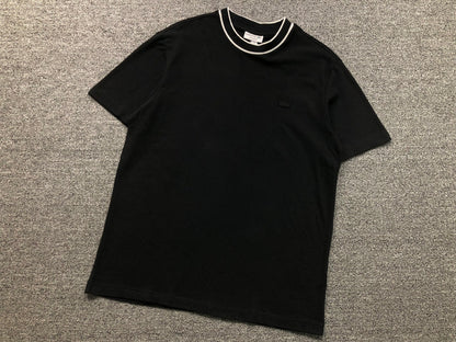 Klassisches T-Shirt