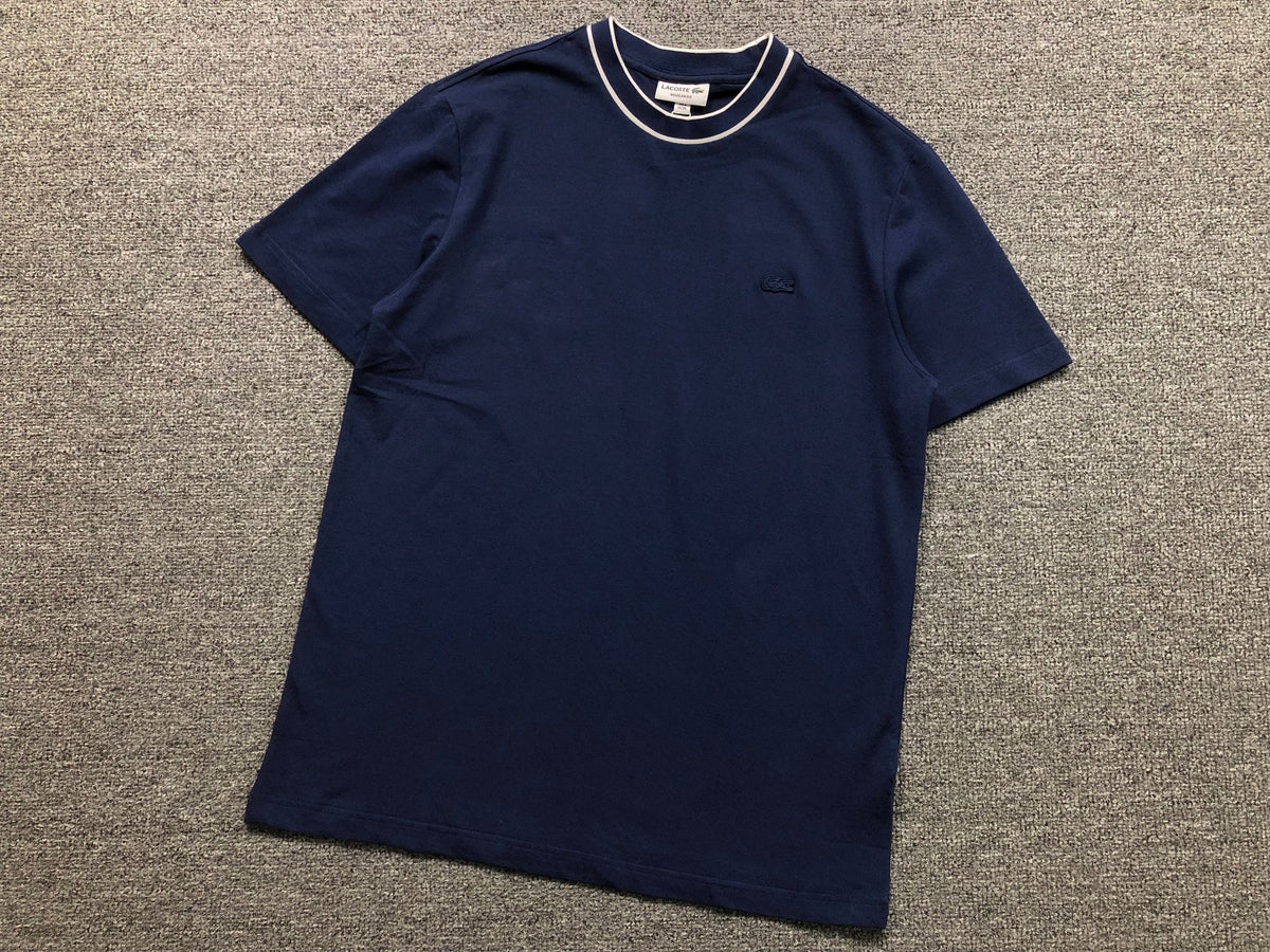 Klassisches T-Shirt