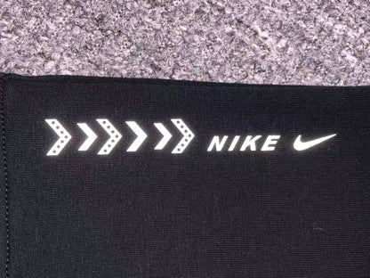 N1K Kapuzenpullover