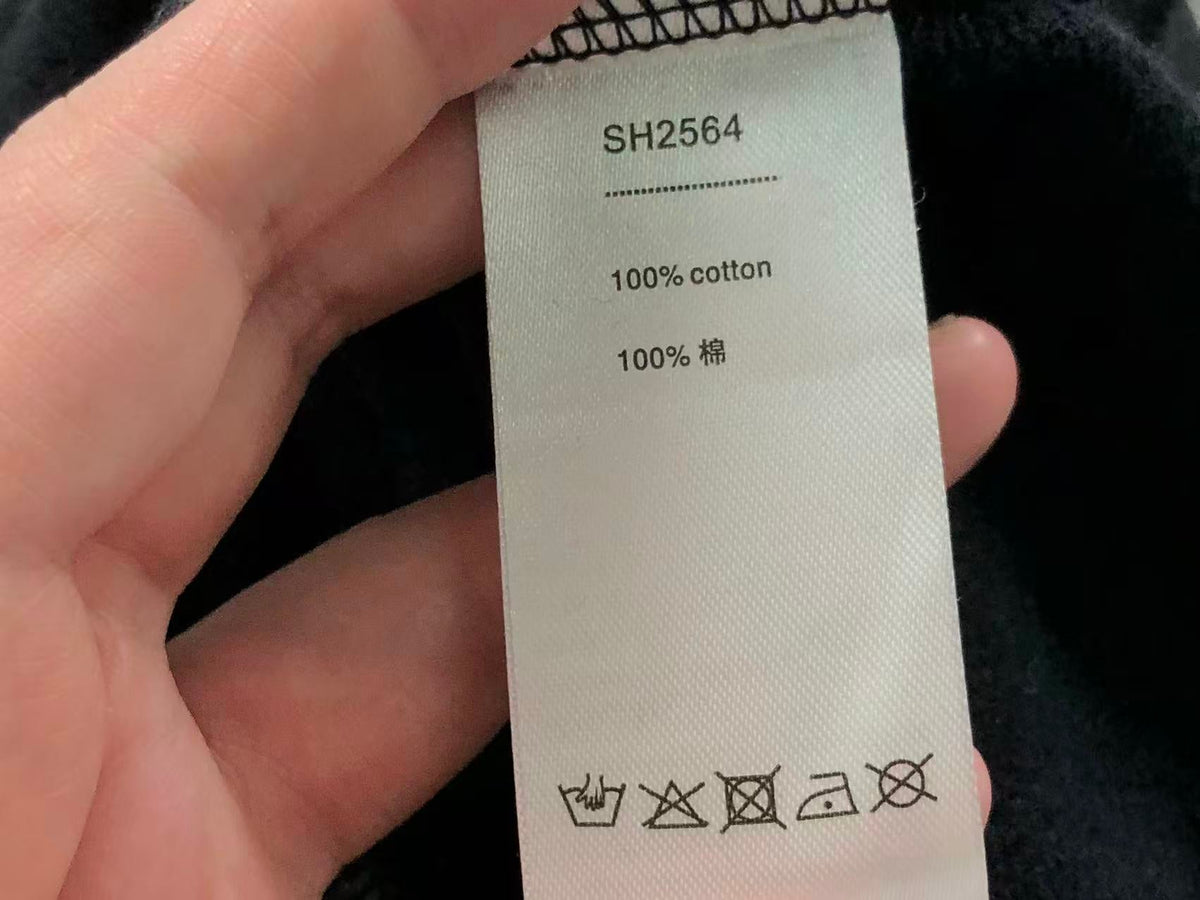 Klassischer Hoodie