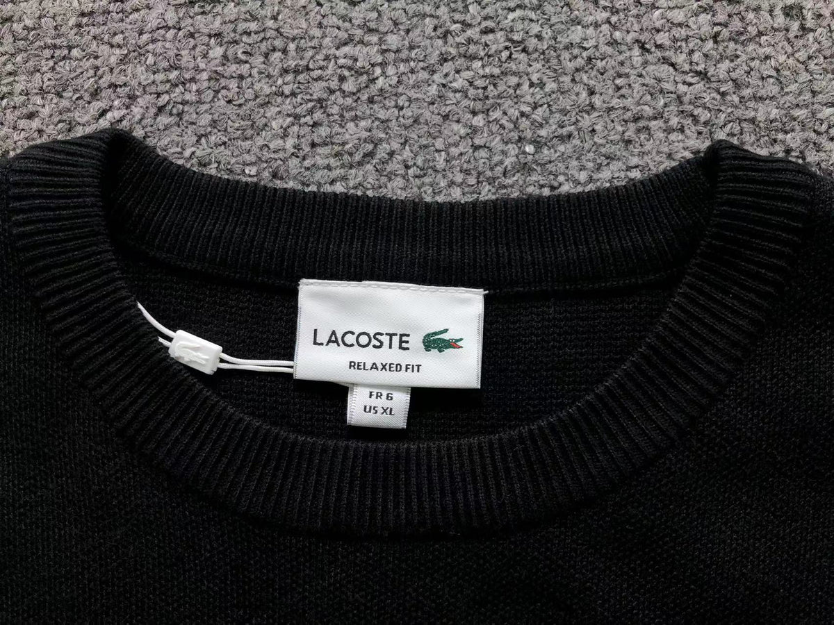 Klassischer Pullover
