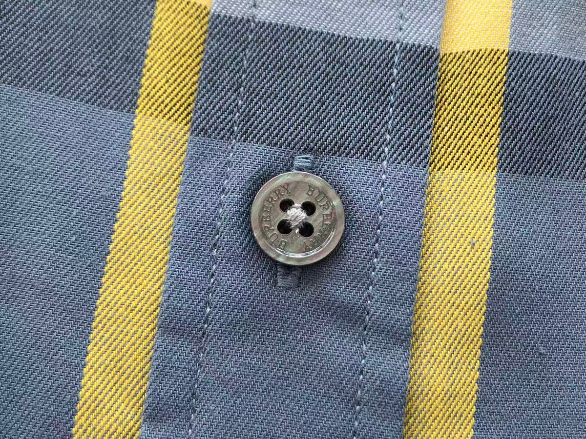 Camicia con colletto button-down