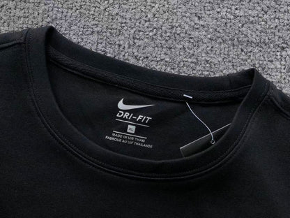 N1K Kapuzenpullover