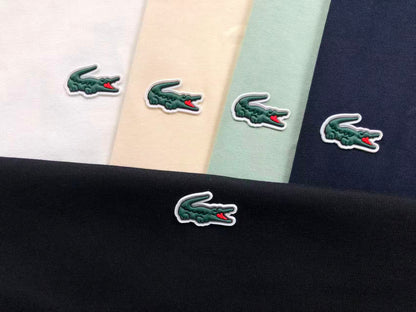 Klassisches T-Shirt