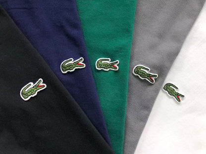 Klassisches T-Shirt