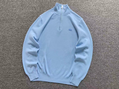Klassischer Pullover