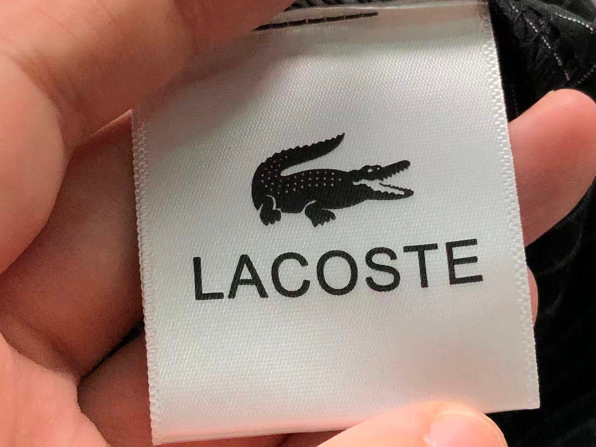 Klassisches T-Shirt