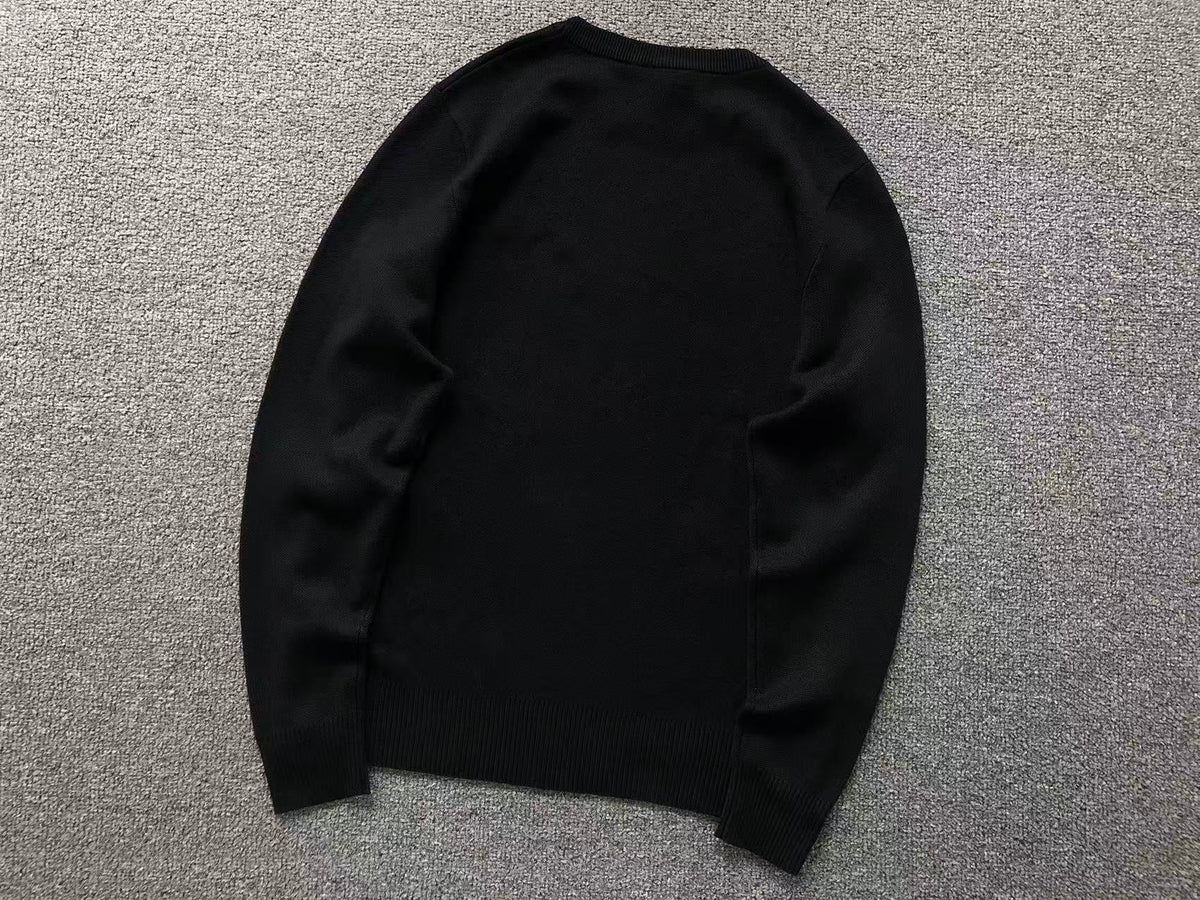 Klassischer Pullover