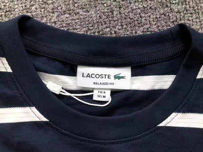 Klassisches T-Shirt