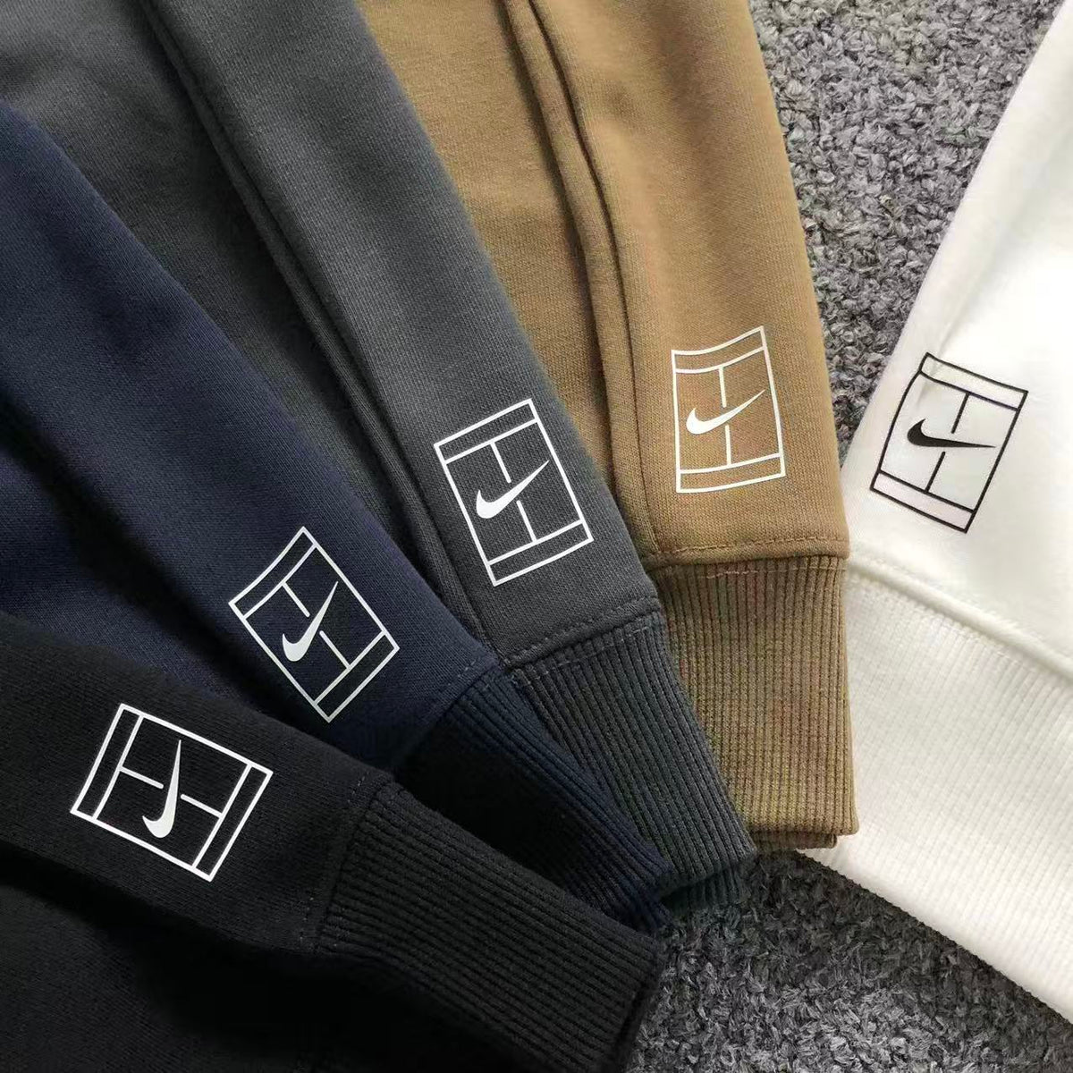 N1K Kapuzenpullover