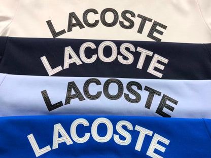 Klassisches T-Shirt