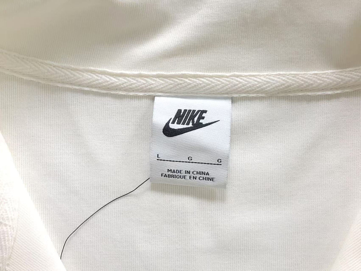N1K Kapuzenpullover