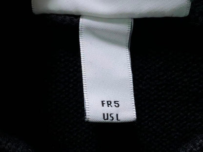 Klassischer Pullover