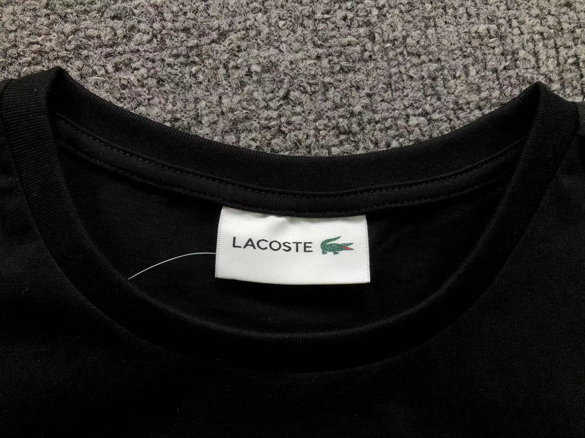 Klassisches T-Shirt