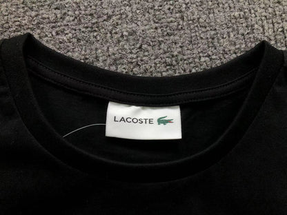 Klassisches T-Shirt