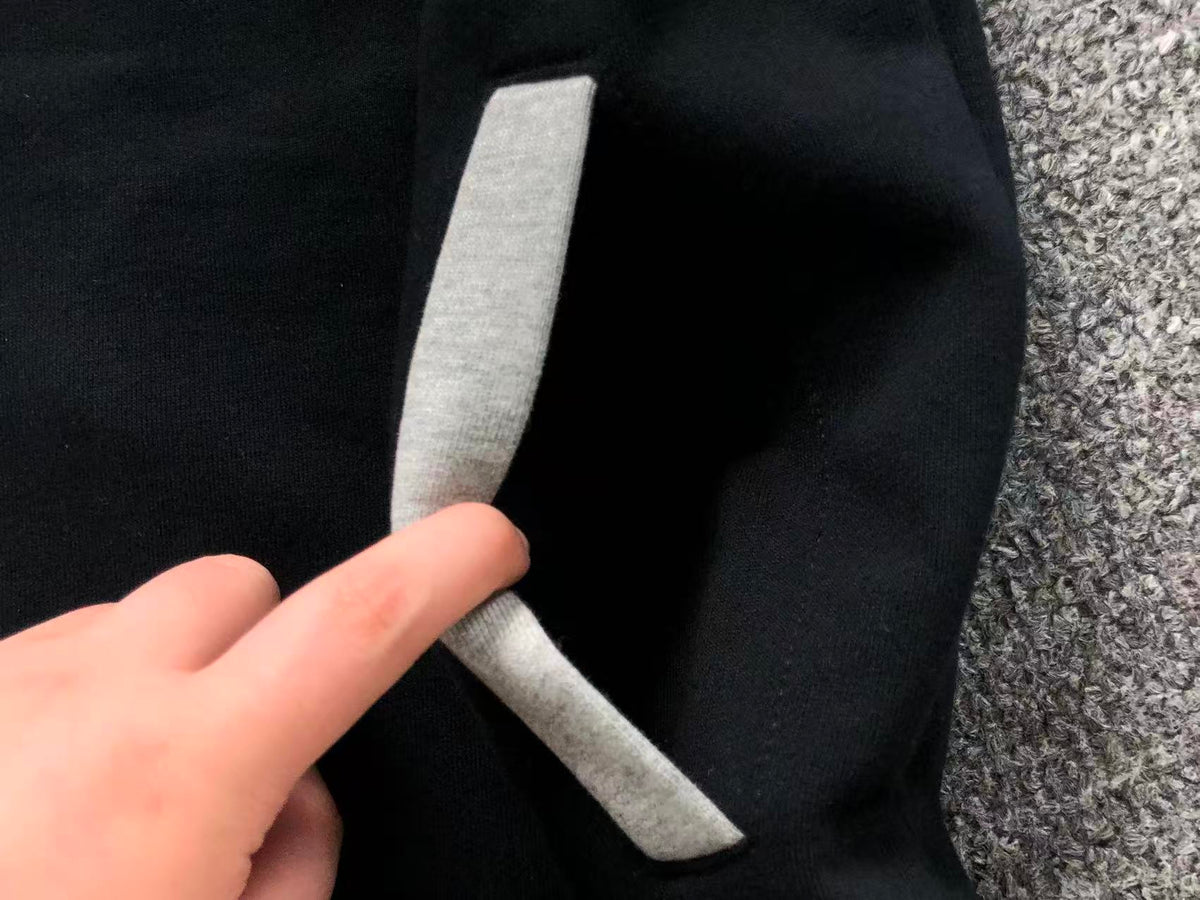 Klassischer Hoodie